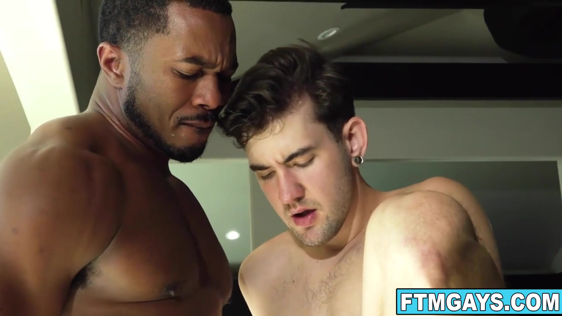 Gray West leaving Sean Xaviers bottom writhing and panting 